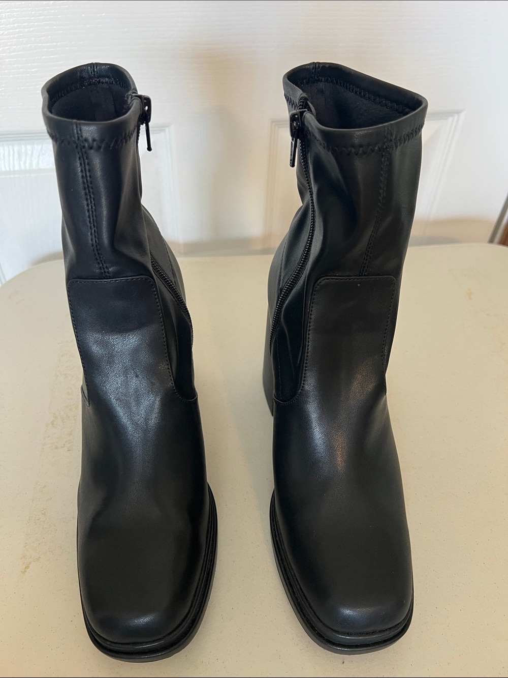 Steve Madden Black Square-Toe Block Heel Ankle Boots - Picture 4 of 7